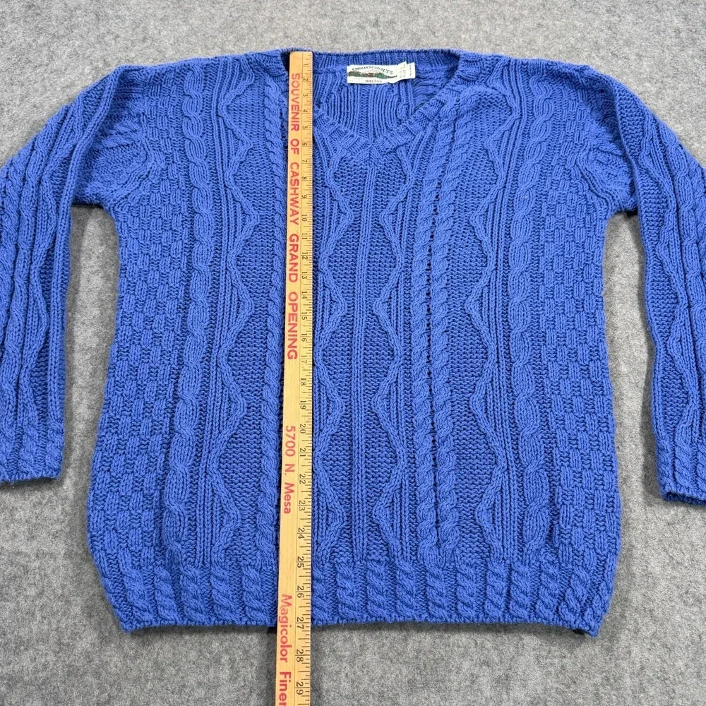 Aran Crafts Ireland Periwinkle Cable‎ Knit V-Neck Sweater Women's Size Large
